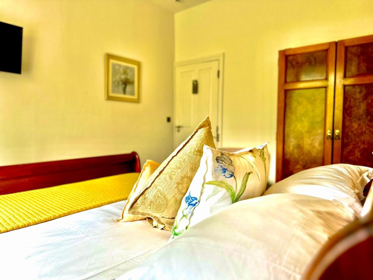 Greendale Teahouse And Rooms Chatburn Екстериор снимка